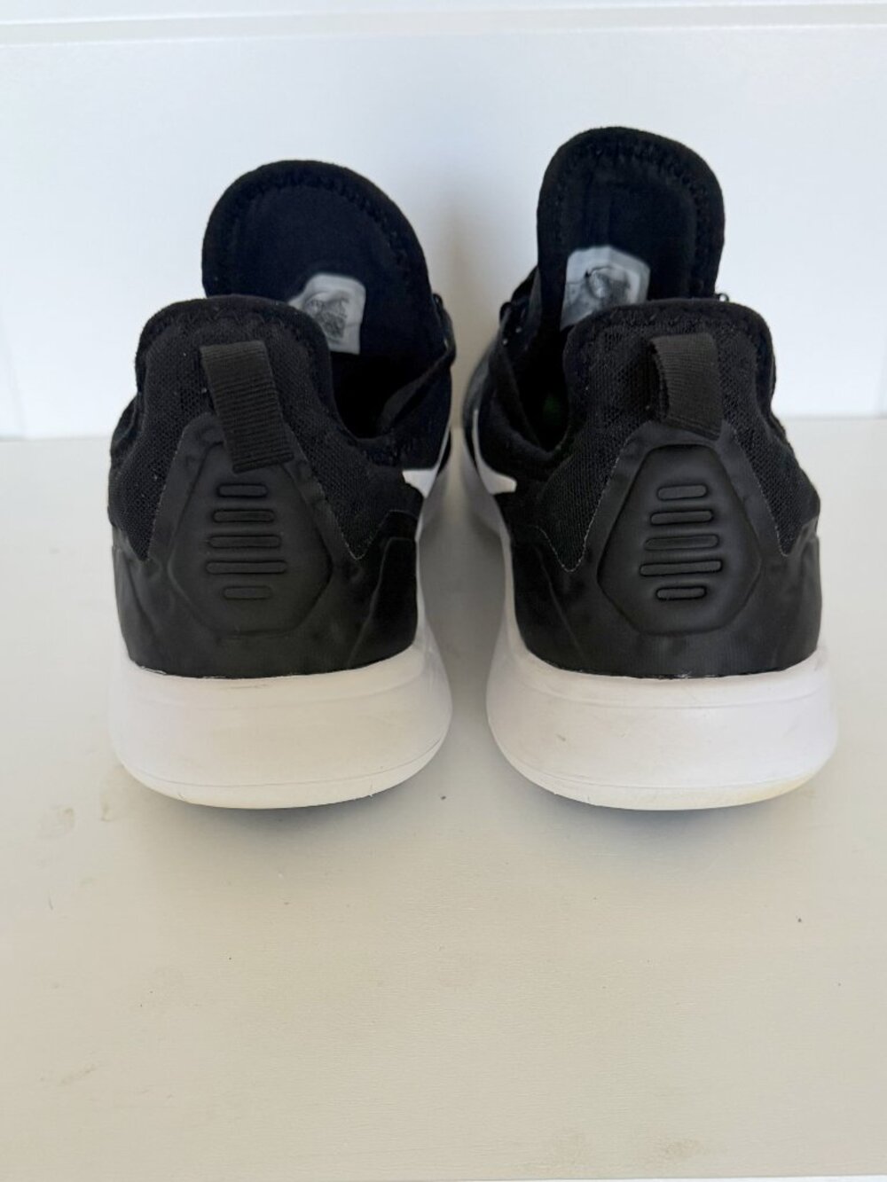 Nike Women's Free TR 8 Cross Training Sneakers - Sz 9 - Picture 5 of 7